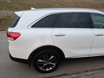 Kia Sorento - 6