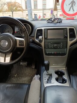 Jeep Grand Cherokee wk2 - 6