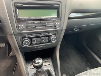 VW Golf VI 1.6 (BENZÍN),r.v.10/2008,2.maj.,serviska,tažné - 6