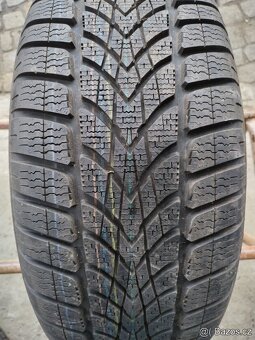 225/55/16 zimni pneu DUNLOP a MICHELIN 225/55 R16 - 6