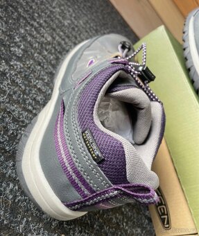 Keen (Targhee low WB), nové 39 (25,5 cm) - 6
