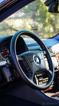 BMW E38 740i V8 4.4 - 6