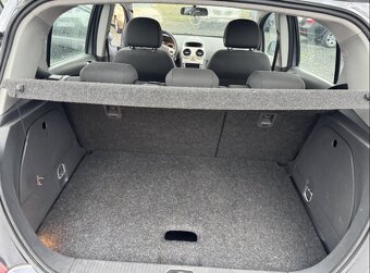 Opel Corsa 1,2i - 6