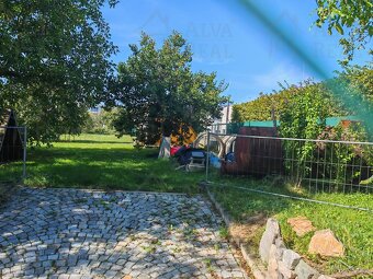 Dlouhodobý pronájem parkovacího stání pro osobní nebo oby... - 6