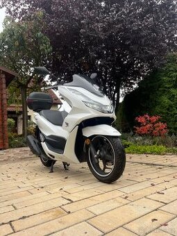 Honda PCX 125, 2021, POUZE 5900 km - 6