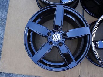 Alu disky na BMW, 17", 5x120, ET 30, šířka 8J - 6