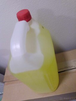 Čistící prostředky na umytí auto, obkladů, podlah a keramiky - 6