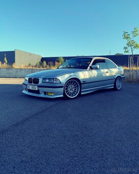 Bmw E36 325i coupe manuál - 6