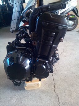 kompletní motor kawasaki z1000 rv.2010 - 2013 - 6