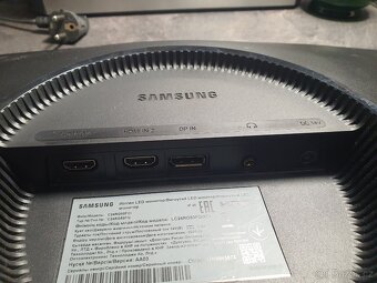 moderní pc monitor Samsung 24 - 6