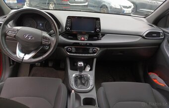 Hyundai i30 combi 1.4 T-GDI ČR/GO - 6