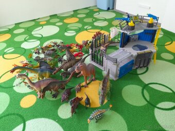 Schleich Dinosauří výzkumná stanice - 6