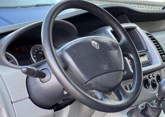 Renault Trafic 2.0DCi 6MÍST PŮVOD ČR odp.DPH manuál 66 kw - 6