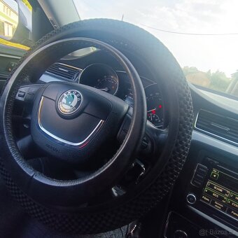 Škoda Superb s ručním ovládáním pro invalidy - 6