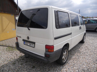 Volkswagen Caravelle 2.5 TDi 111Kw - 6