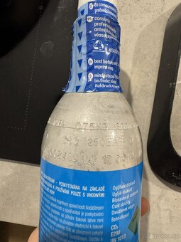 SodaStream Jet + plná bombička (+ lahve) - 6