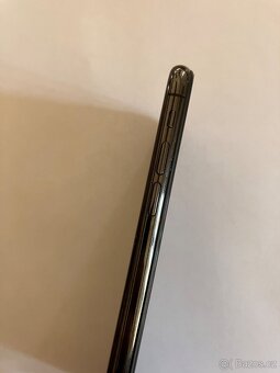 Apple iPhone X 64GB - 6