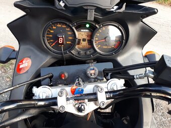 Suzuki DL 650 V strom - 6