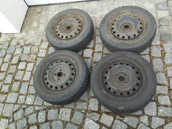 Zimní pneu 185/60R15 - 6