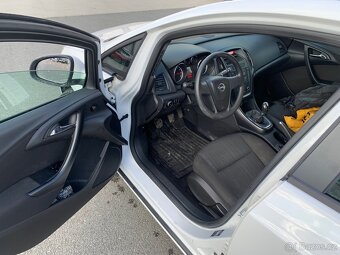 Opel Astra j - 6