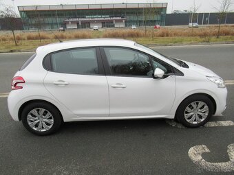 Peugeot 208 1.2i nové v ČR 55000 Km - 6