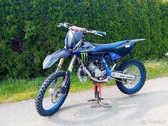 Yamaha YZ 125 - 6