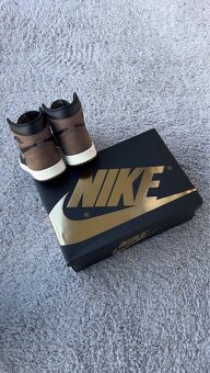 Air Jordan 1 High OG Palomino - 6