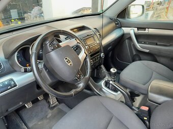 Kia Sorento 2,2 diesel , 4x4 - 6