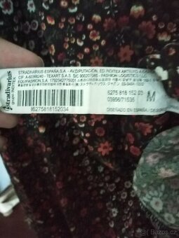 Něžné, letní šaty, přírodní materiál zn. Stradivarius, M - 6