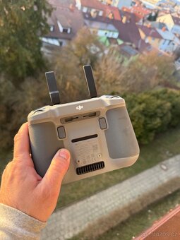 ovladač DJI RC2 - 6