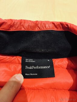 Pánská péřová bunda Peak Performance - vel. M - 6