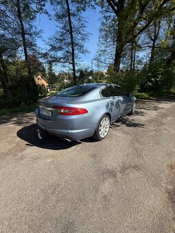 Jaguar XF 2.7 diesel Nefunkční display - 6