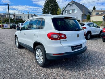 VW Tiguan 2.0 TDI 103 kW 4x4 Xenon,Pano,Stav - 6