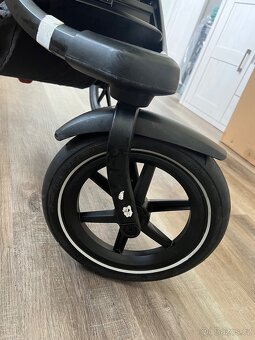 Thule Urban Glide 2 + korbička - 6
