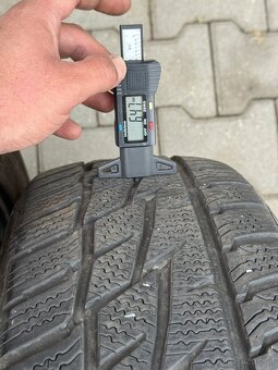 ZIMNÍ PNEU MATADOR 205/55 R16 vzorek 6,5mm - 6