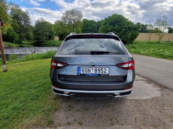 Superb Scaut 2,0TDI - 6