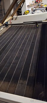 Laserová gravírka Dräger, Synrad, otočný stůl. - 6