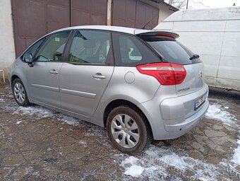 Pronájem auta Citroen C4 Picasso 1.6hdi - 6