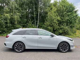 Kia Cee´d 1.5 T-GDi EDICE 30 SW - 1.majitel ČR - 14.400km - 6