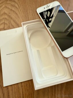 iPhone 8, 64 GB - 6