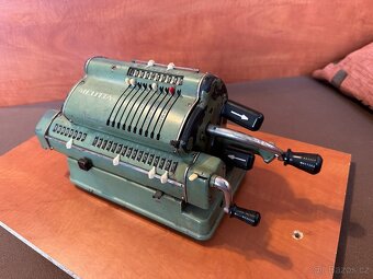 Mechanická kalkulačka Melitta - 6