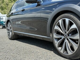 Mercedes-Benz Třídy E, 220 d 4MATIC AllTerrain - 6