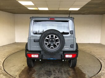 SUZUKI JIMNY 1.5 4WD  4-MÍSTA - 6