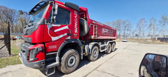 Volvo 8x4 FMX - 6