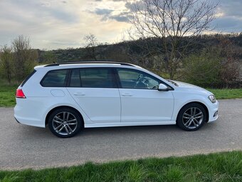 Volkswagen Golf Combi 2.0 TDi 110Kw 4x4 R-line Rok 3/2015 - 6