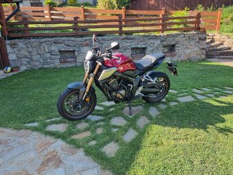 Honda CB650R - 6