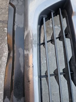 Opel Astra H přední nárazník. - 6