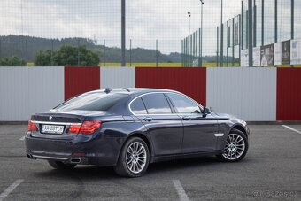 BMW Rad 7 730d (2009) - 6