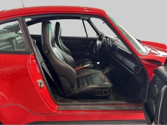 Porsche 911 Carrera 2 (1992) - 6