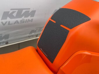 KTM 390 Duke - 6